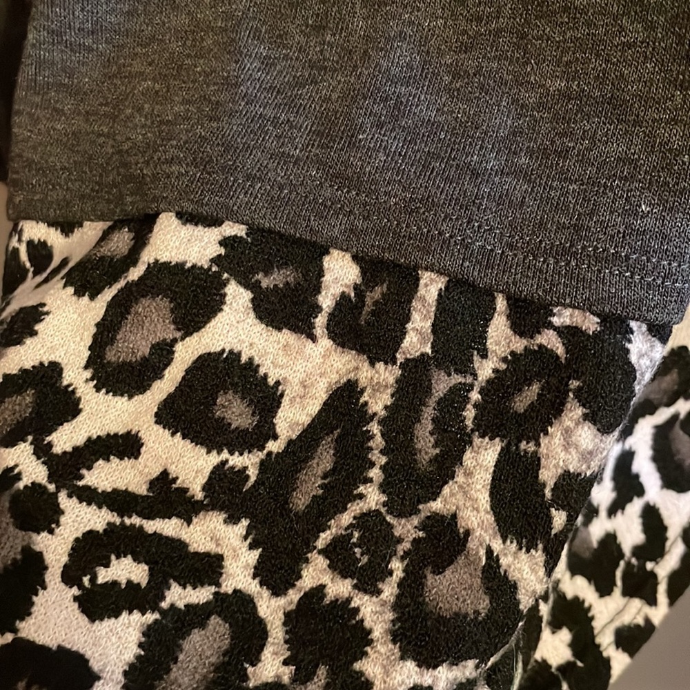Reborn J Tunic Grey With Snow Leopard Print Accent - image 3
